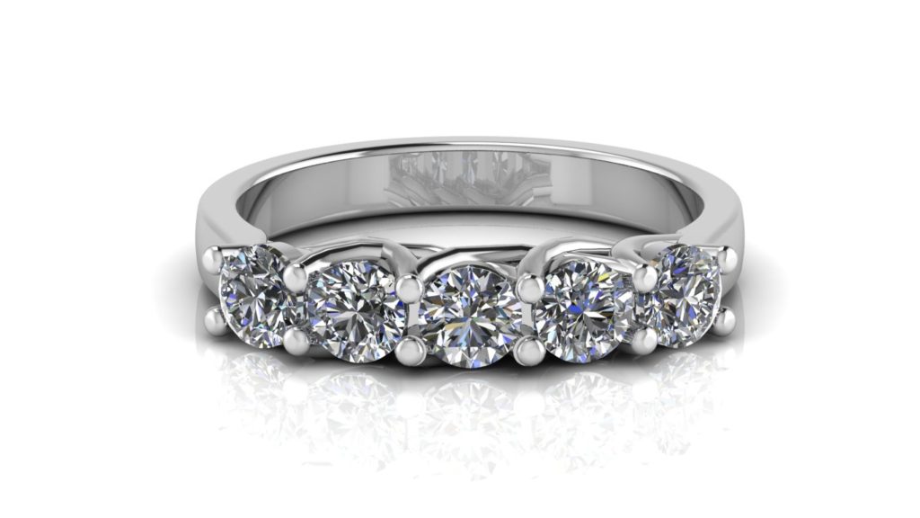 White gold ladies share claw ring featuring five diamonds